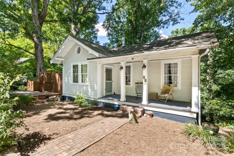 Property image 2 of 13 Parker Road in Sayles Village, Asheville, NC 28803