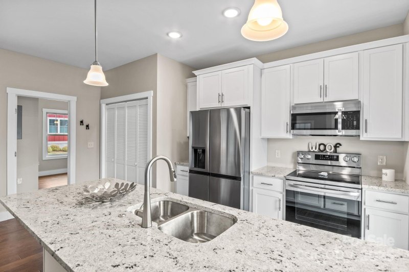 Property image 5 of 79 Wheeler Road in Barkley Terrace, Weaverville, NC 28787