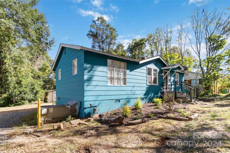 Property image 4 at 4400 Tillman Road, Charlotte, NC 28208