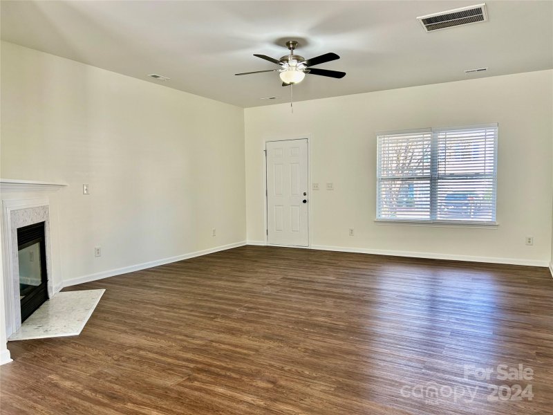 Property image 5 at 5536 Stowe Derby Drive, Charlotte, NC 28278