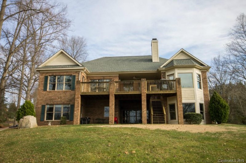 Property image 2 at 115 Grand Bay Drive, Mooresville, NC 28117