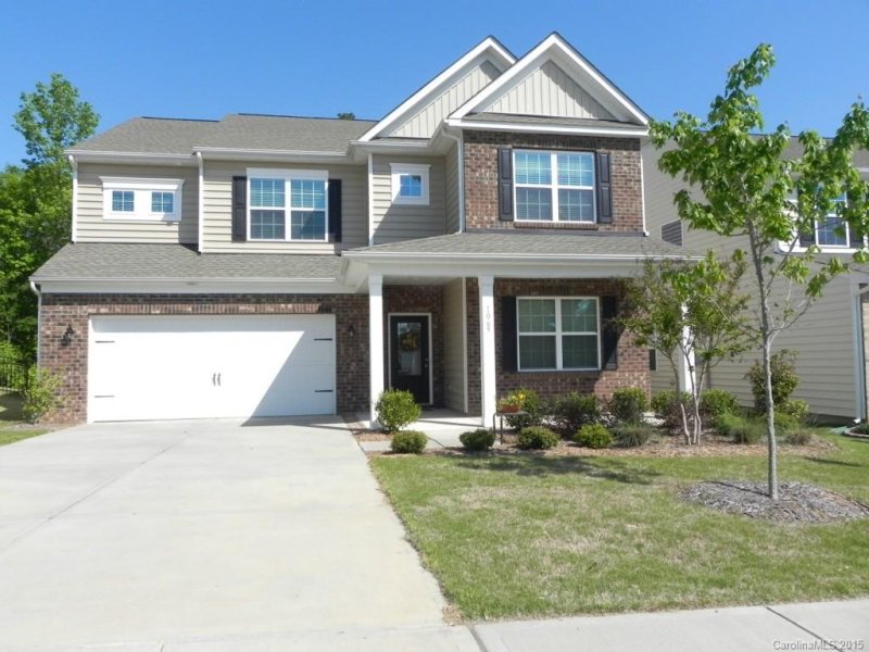 1065 Wallace Lake Road