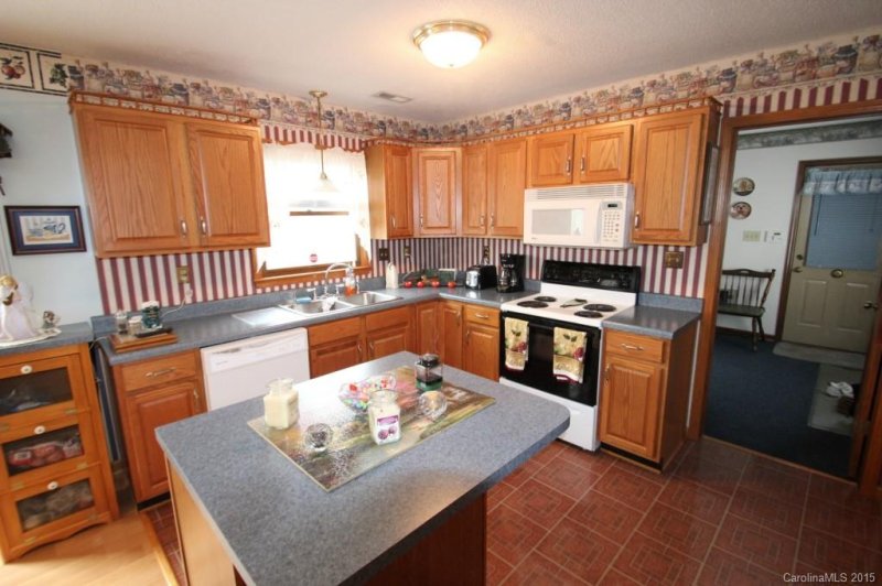 Property image 5 at 2200 Medlin Court, Kannapolis, NC 28083