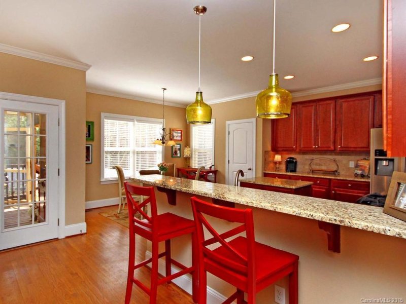 Property image 4 at 131 Hedgewood Drive, Mooresville, NC 28115