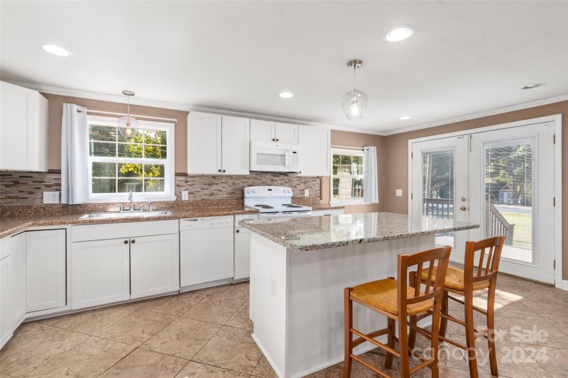 Property image 2 at 4108 Scarlet Street, Matthews, NC 28104