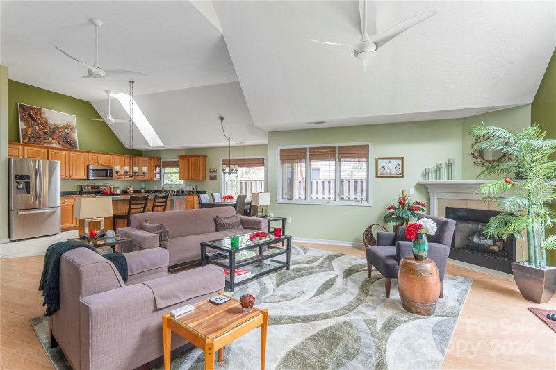 Property image 5 at 47 Honeycomb Circle, Swannanoa, NC 28778