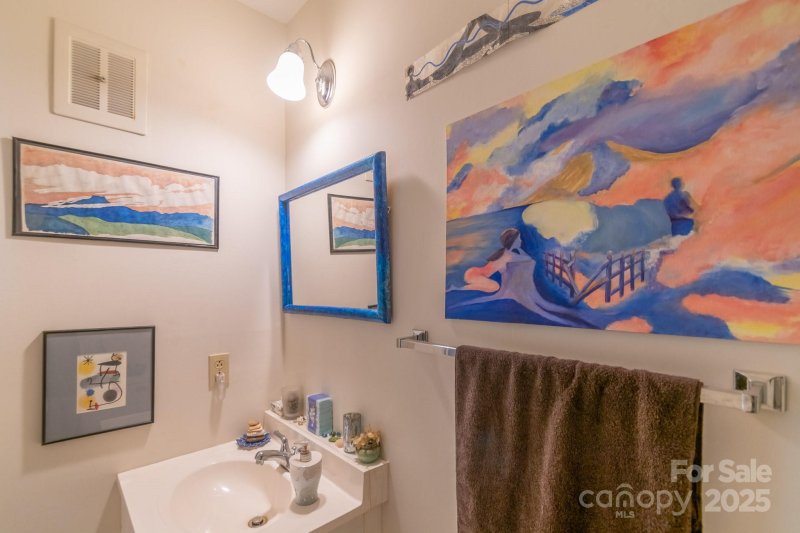 Property image 4 at 3722 Park Road, Charlotte, NC 28209