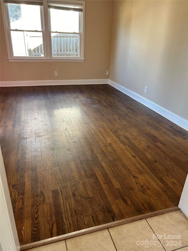 Property image 5 at 115 S Smallwood Place, Charlotte, NC 28208