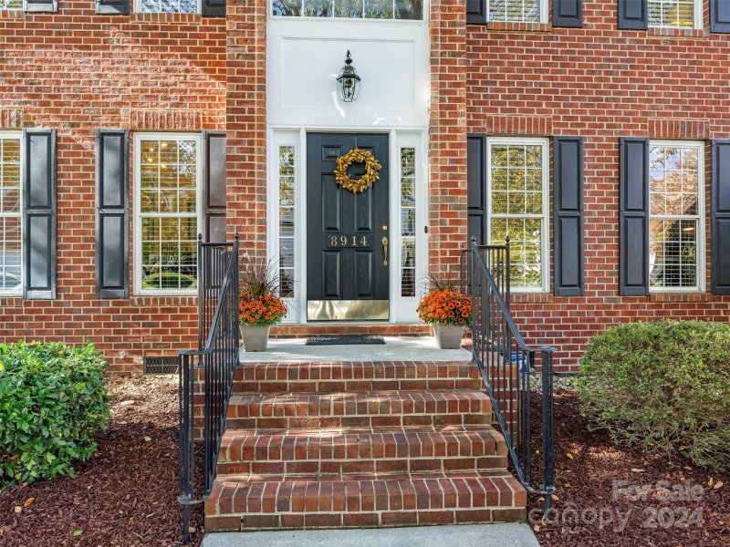 Property image 2 at 8914 Whittingham Drive, Waxhaw, NC 28173