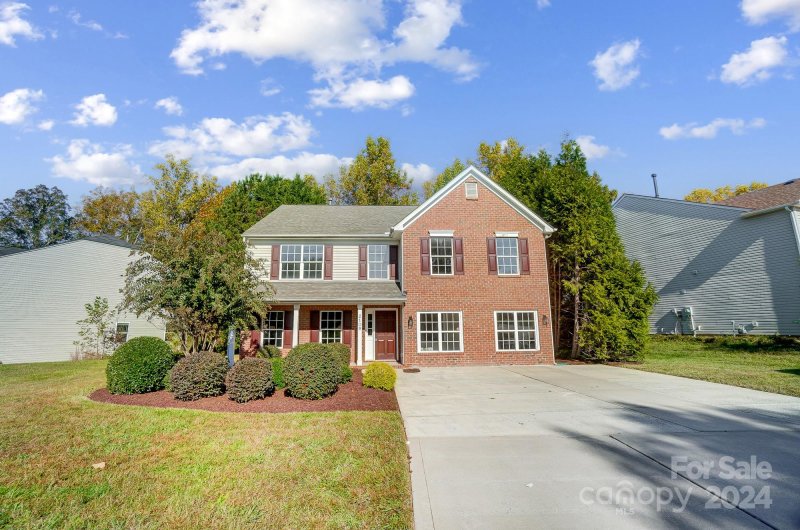 Property image 2 at 2109 Thorn Crest Drive, Waxhaw, NC 28173
