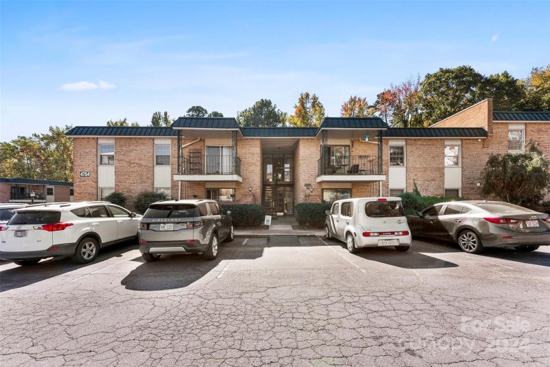 4754 Hedgemore Drive