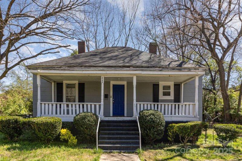 Property image 3 at 322 S Liberty Street, Gastonia, NC 28052