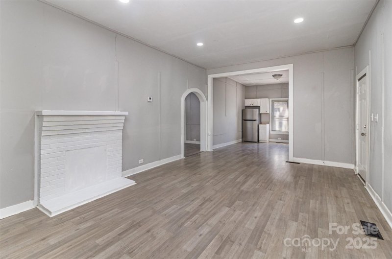 Property image 4 at 322 S Liberty Street, Gastonia, NC 28052