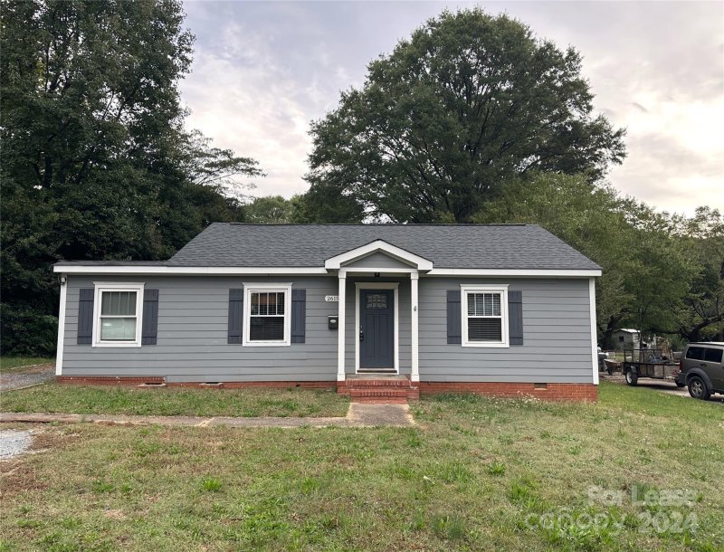 Property image 2 at 2615 Ashley Road, Charlotte, NC 28208