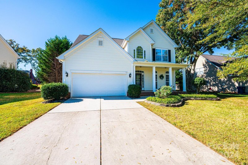 Property image 2 at 5027 Abernethy Park Drive, Hickory, NC 28602