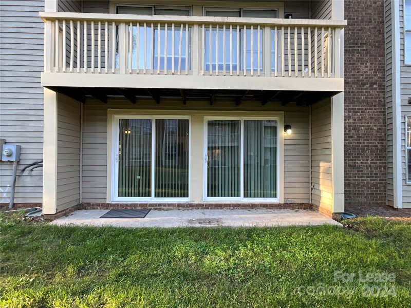 Property image 2 at 1624 Arlyn Circle, Charlotte, NC 28213