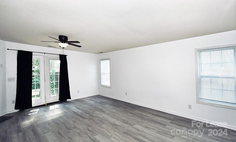 Property image 5 at 2522 Cochrane Drive, Charlotte, NC 28269