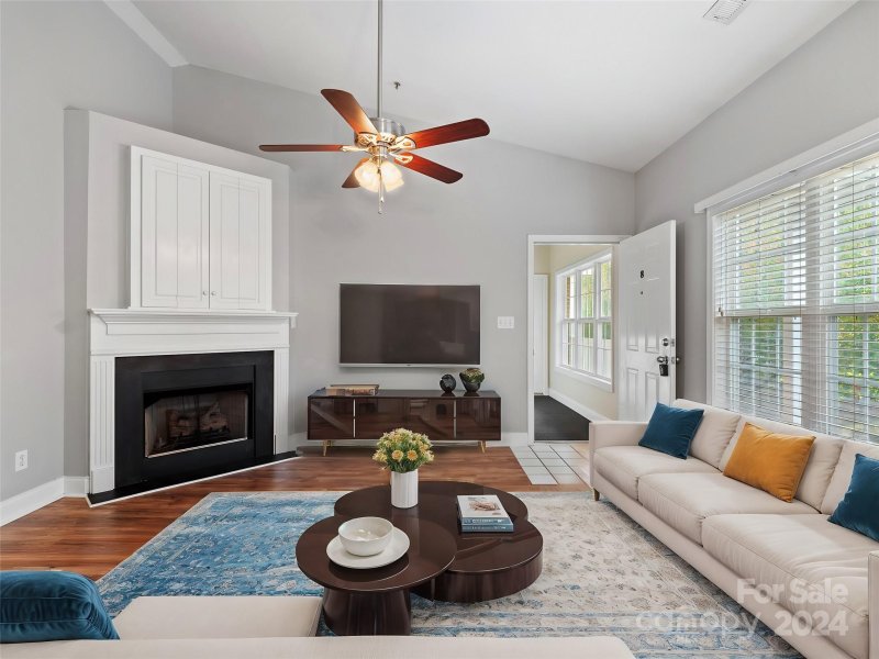 Property image 4 at 917 Shearer Street, Davidson, NC 28036