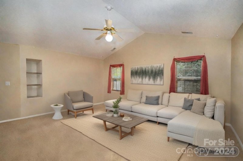 Property image 4 at 105 Oak Village Parkway, Mooresville, NC 28117