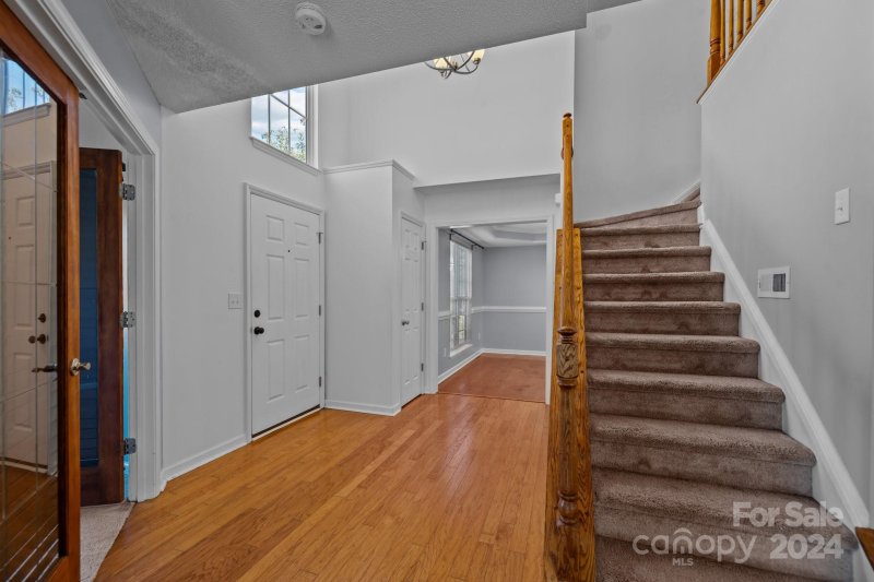 Property image 2 at 7105 Lanark Court, Charlotte, NC 28217