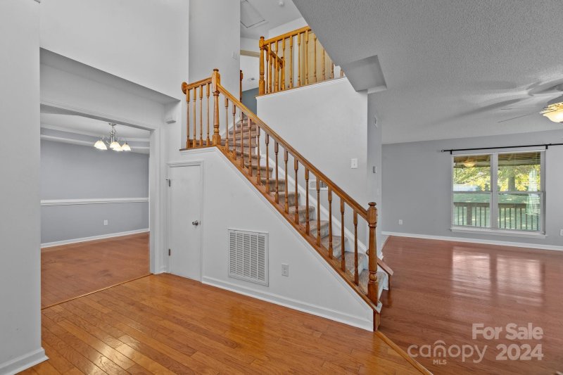 Property image 3 at 7105 Lanark Court, Charlotte, NC 28217