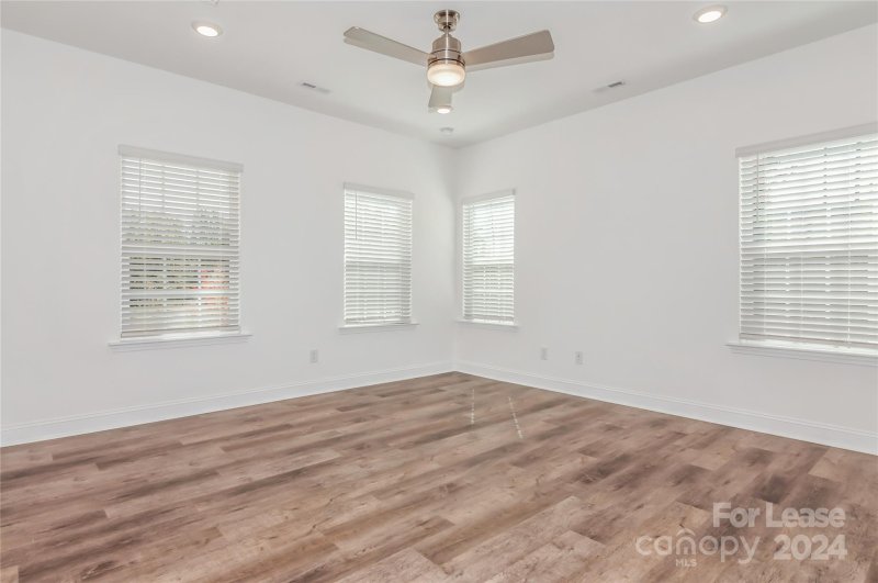 Property image 5 at 6002 Cedar Chip Way, Matthews, NC 28105