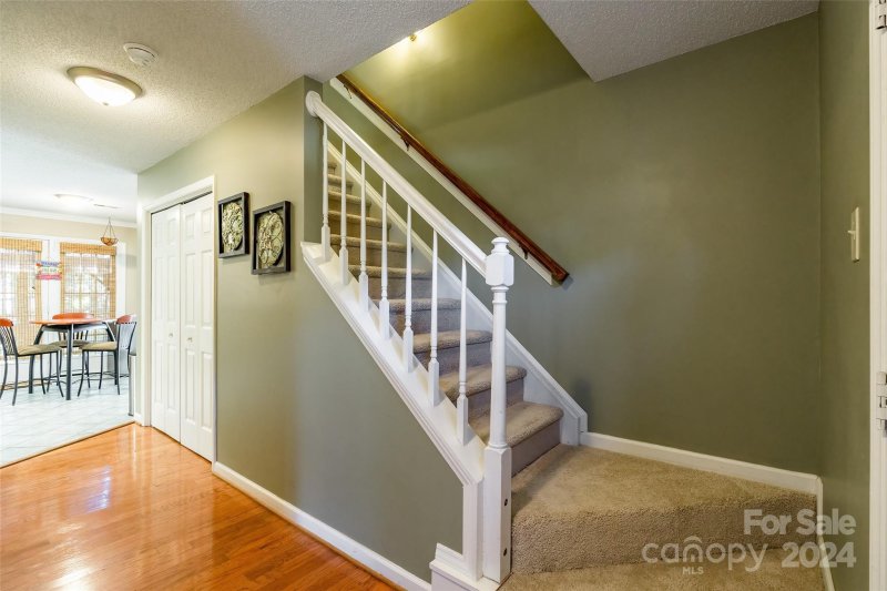 Property image 5 at 8631 Morgan Run Court, Charlotte, NC 28216