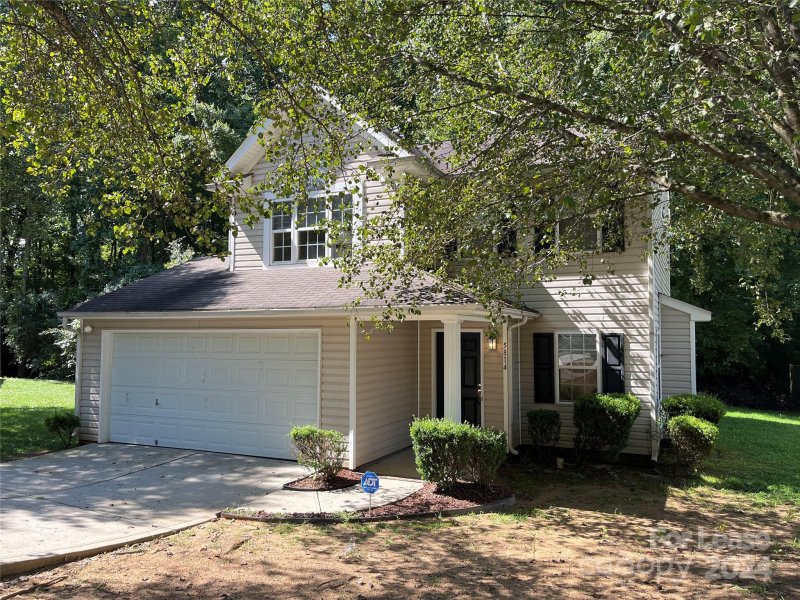 Property image 3 at 5814 Lawnmeadow Drive, Charlotte, NC 28216