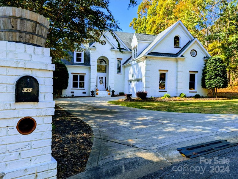 Property image 3 at 640 Amberly Crossing, Fort Mill, SC 29708