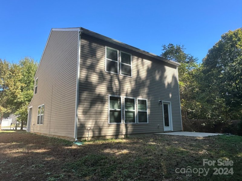 Property image 3 at 5907 Fazenda Drive, Charlotte, NC 28214