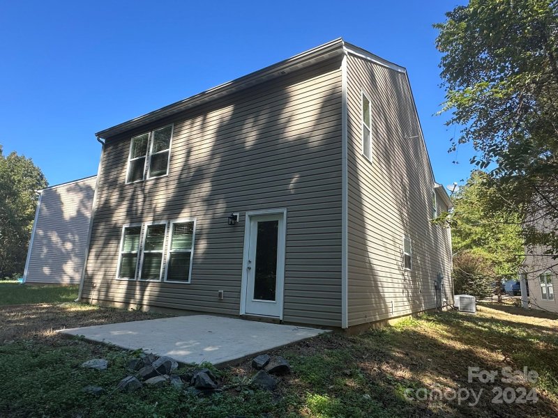 Property image 4 at 5907 Fazenda Drive, Charlotte, NC 28214