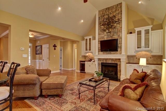 Property image 4 at 115 Streamside Place, Mooresville, NC 28115