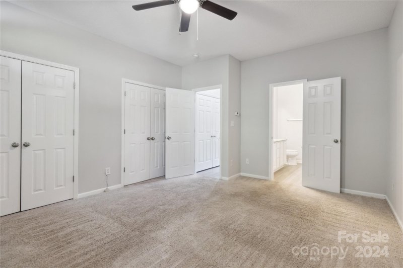 Property image 5 at 8015 Kings Creek Drive, Charlotte, NC 28273