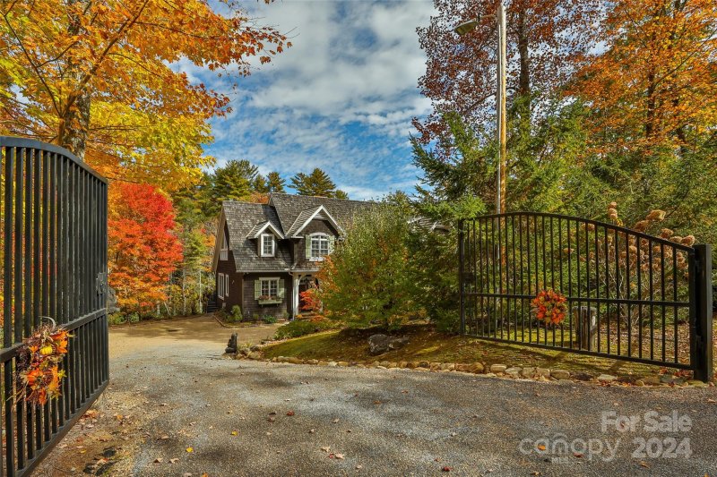 Property image 2 at 350 Rockhouse Falls Lane, Sapphire, NC 28774