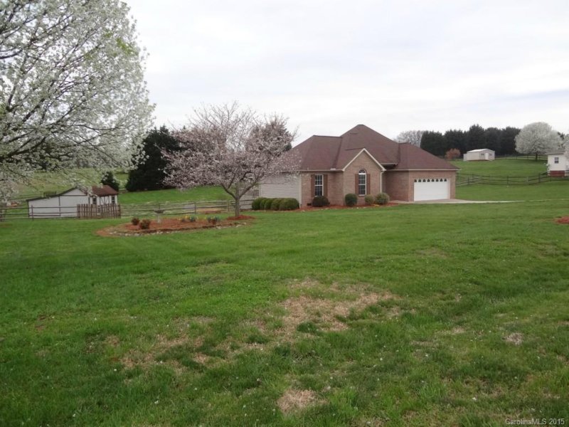 Property image 2 at 140 Cool Creek Lane, Mt Ulla, NC 28125