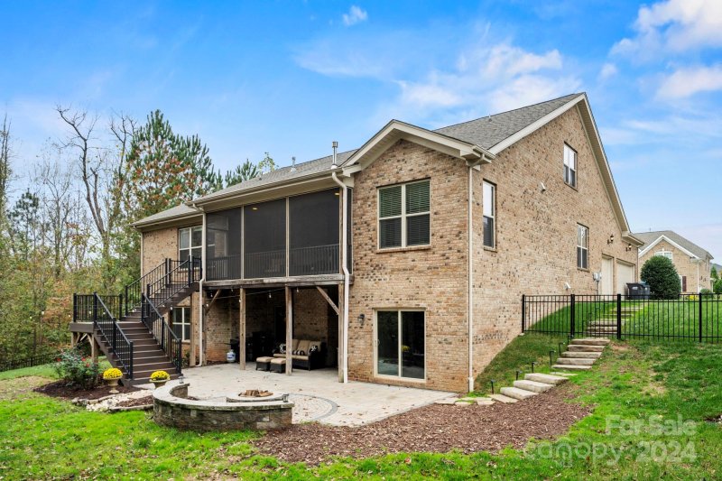 Property image 3 at 1056 Lake Forest Drive, Weddington, NC 28104
