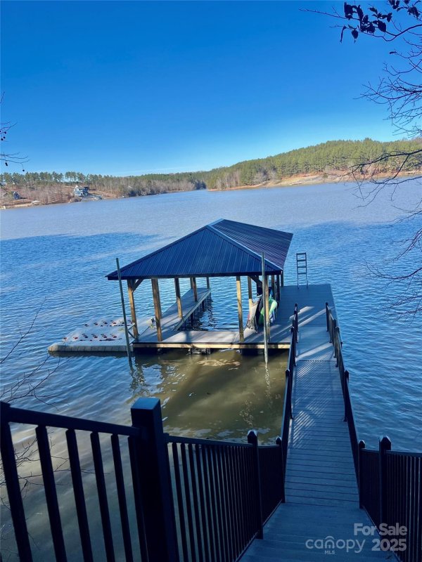 Property image 2 of 2393 W Paradise Harbor Drive in Paradise Harbor, Connelly Springs, NC 28612