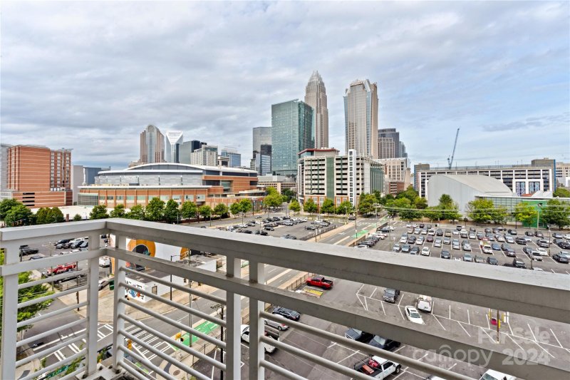Property image 2 at 505 6th Street, Charlotte, NC 28202