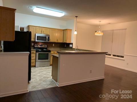 Property image 2 at 16410 Greybriar Forest Drive, Charlotte, NC 28278