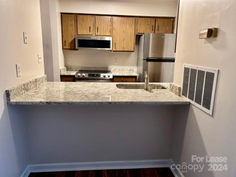 Property image 3 at 11020 Harrowfield Road, Charlotte, NC 28226