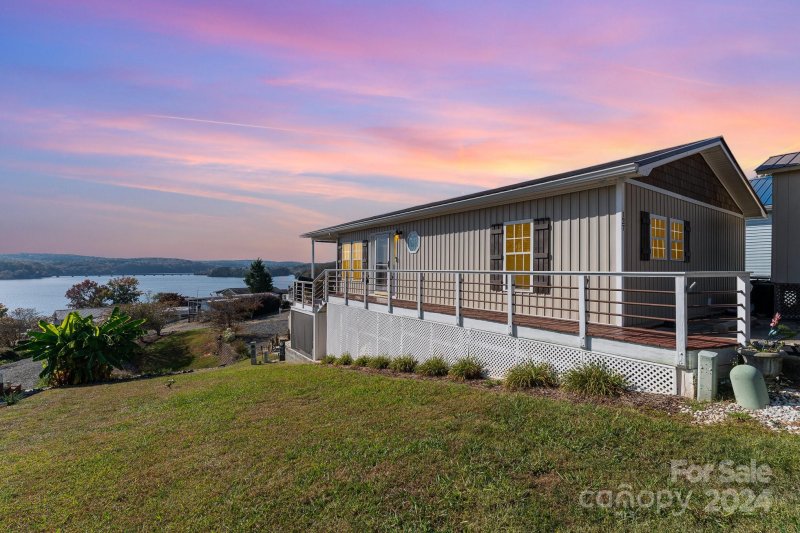 Property image 2 of 127 Lake View Drive in Badin Shores Resort, New London, NC 28127