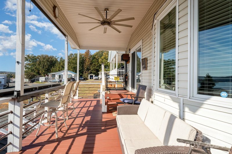 Property image 5 of 127 Lake View Drive in Badin Shores Resort, New London, NC 28127