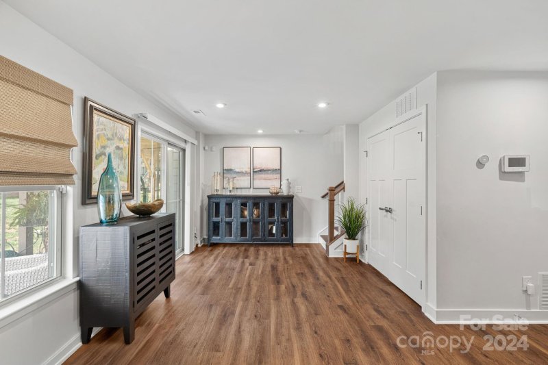 Property image 2 at 1703 Town Oak Lane, Charlotte, NC 28205