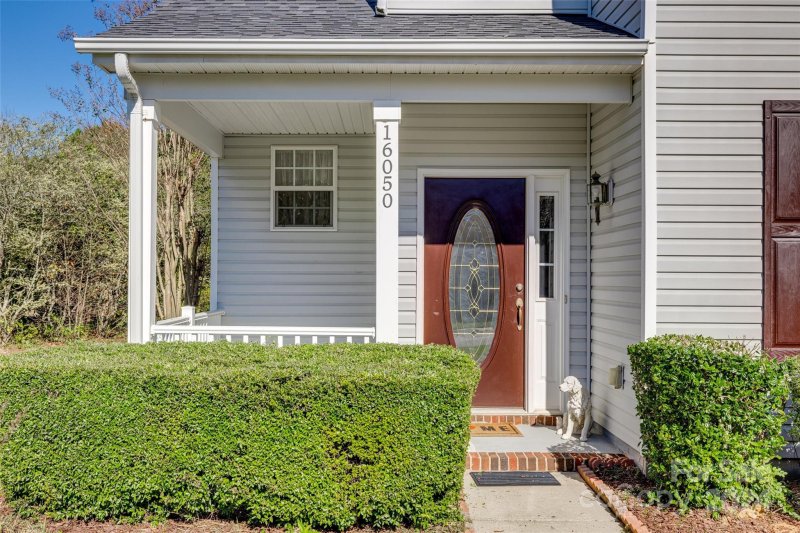 Property image 5 at 16050 Falling Meadow Lane, Charlotte, NC 28273