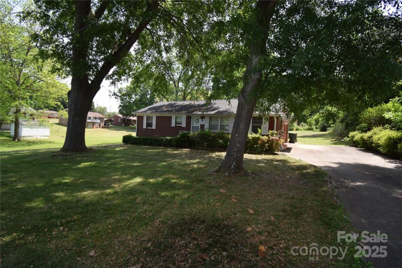 Property image 5 at 2427 Rhyneland Street, Gastonia, NC 28054
