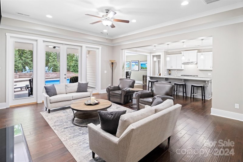 Property image 4 at 6354 Harbor Oaks Drive, Denver, NC 28037