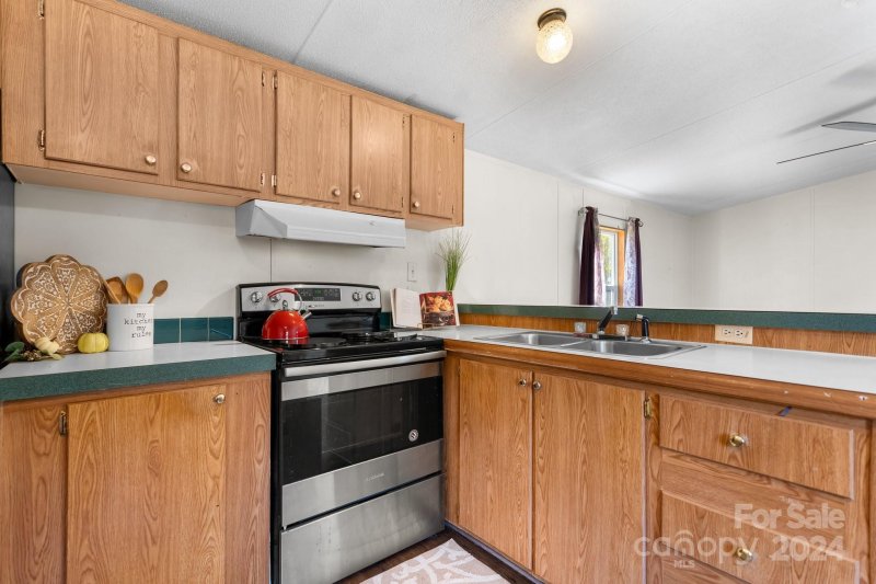 Property image 3 at 2615 Kite Drive, Lenoir, NC 28645