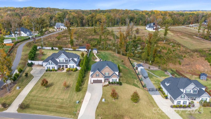 Property image 2 at 2617 Lakefront Drive, Belmont, NC 28012