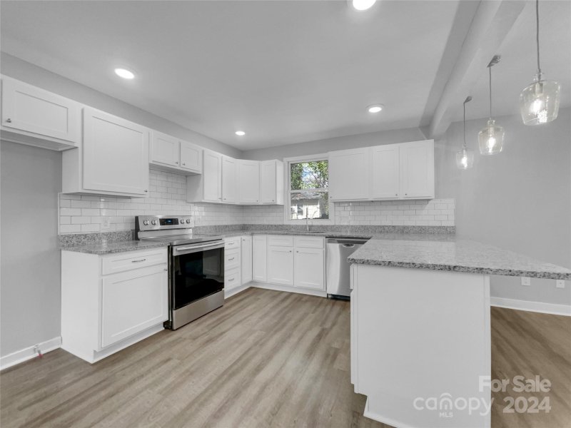 Property image 2 at 728 Jefferson Avenue, Rock Hill, SC 29730