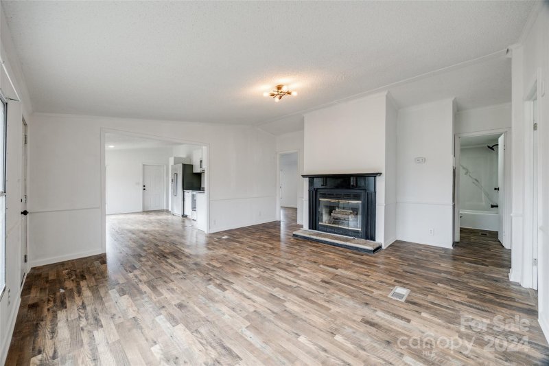 Property image 5 at 5420 Creek Run Court, Kings Mountain, NC 28086